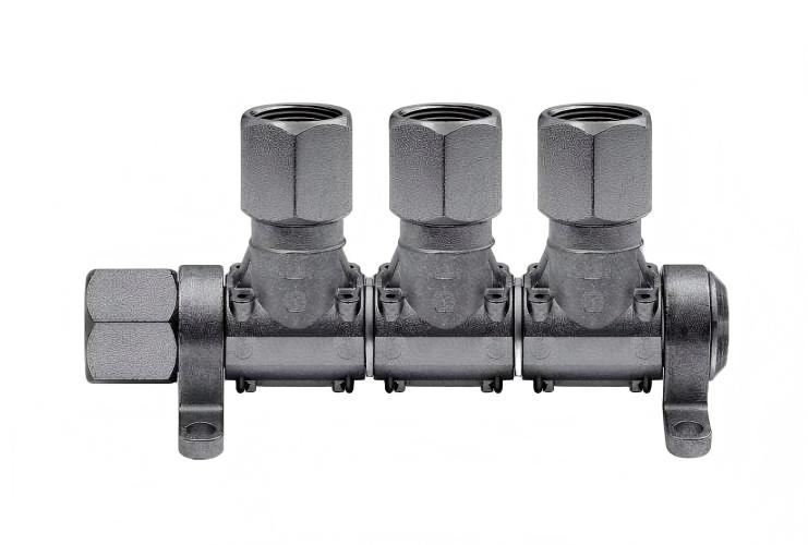 Fluidics Equipment2.jpg Fluidics Equipment2.jpg