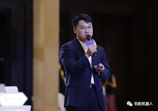 钧舵机器人