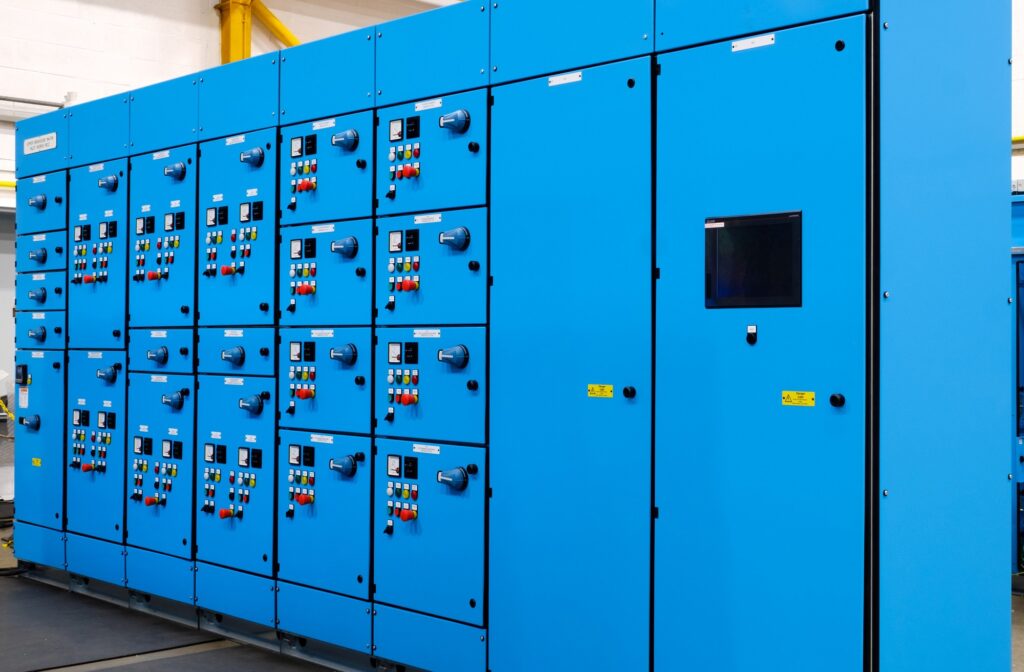 Saftronics3.jpg