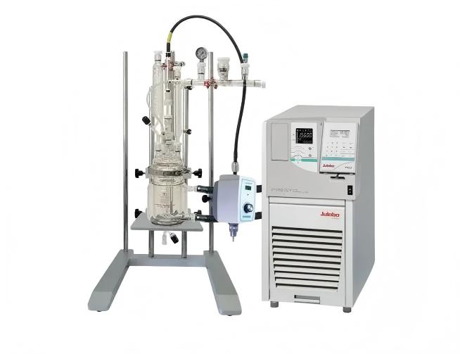 Ace Glass实验室玻璃反应系统技术解析：制药与精细化工研发中的关键装备